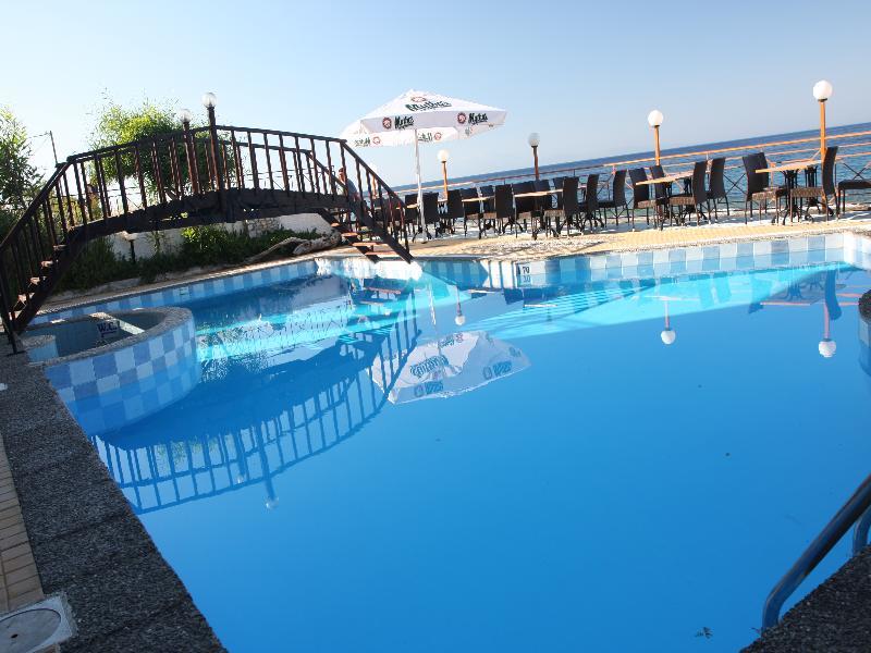 Pebble Beach Hotel Plomari Exterior foto