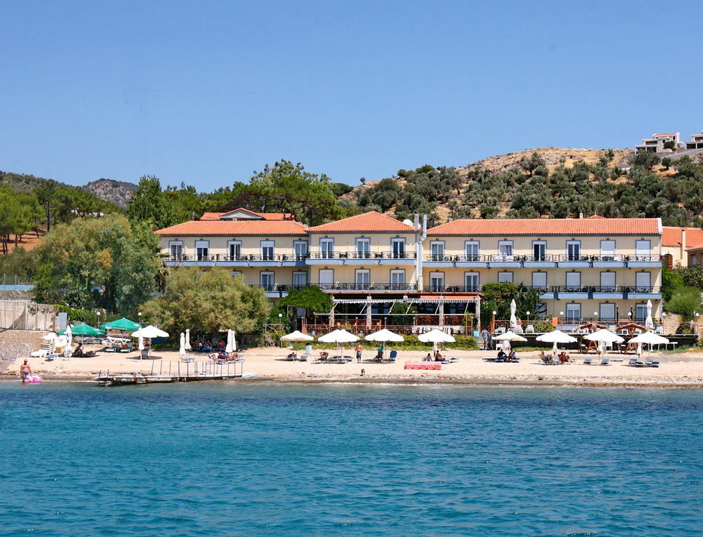Pebble Beach Hotel Plomari Exterior foto