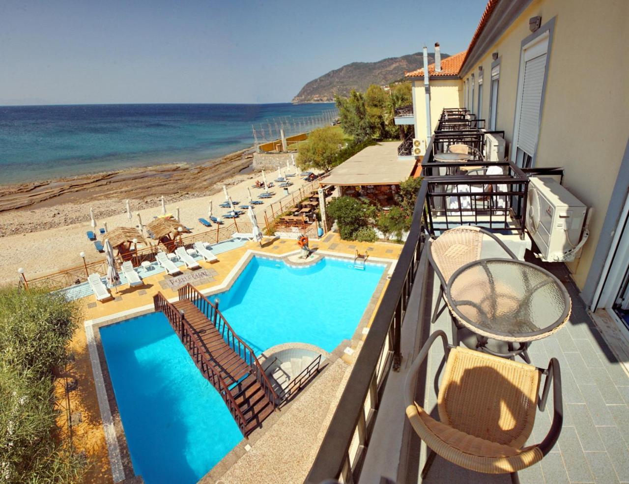 Pebble Beach Hotel Plomari Exterior foto