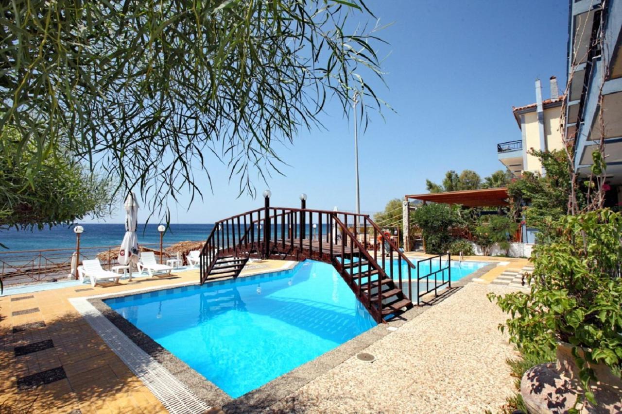 Pebble Beach Hotel Plomari Exterior foto